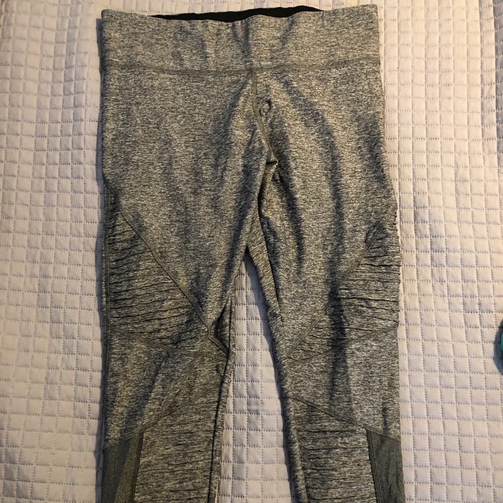 Victoria Secret Pink Heather Grey Workout Leggings